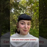 Can you wear paper jewelry in the rain?