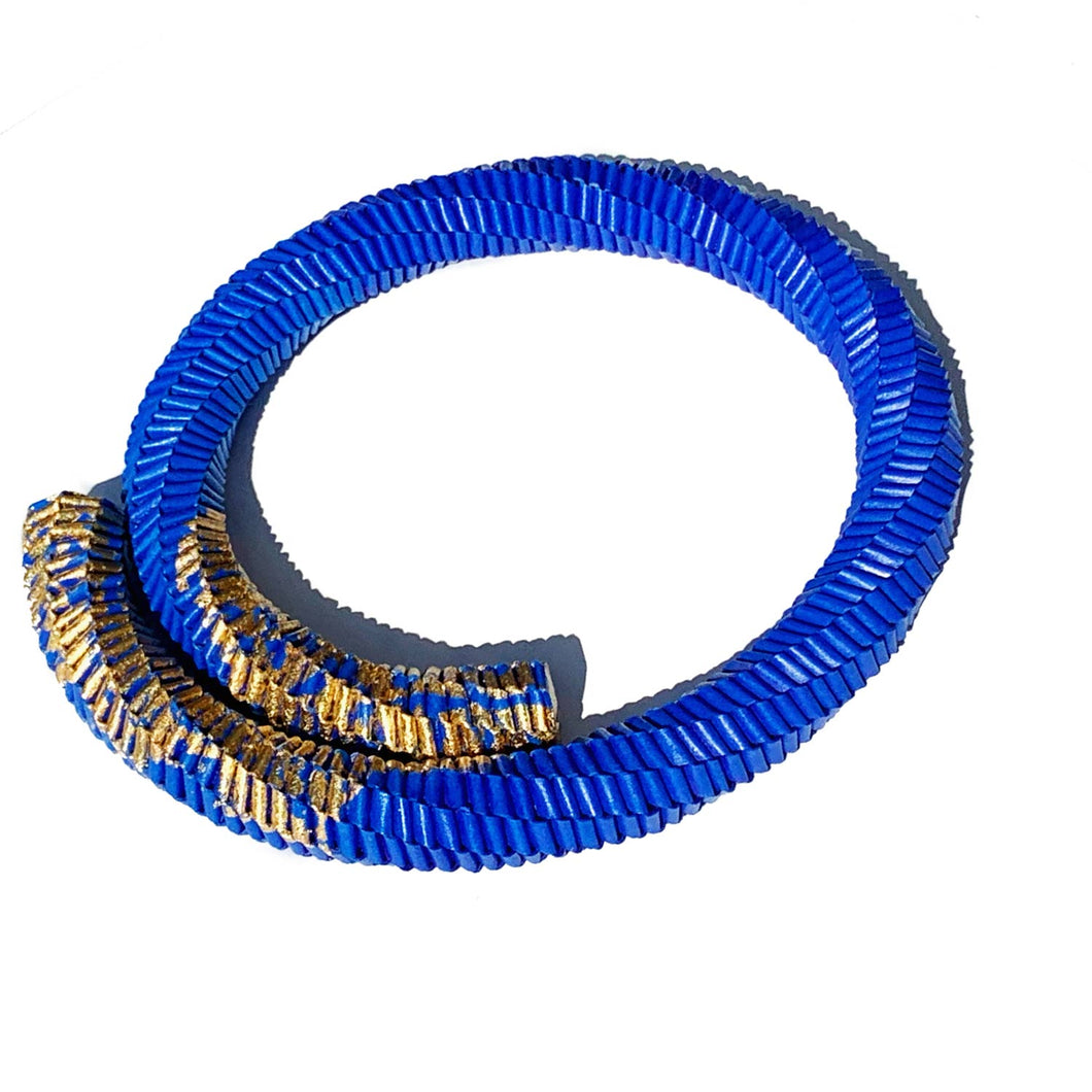 Abbraccio Necklace in Blue and Gold Leaf