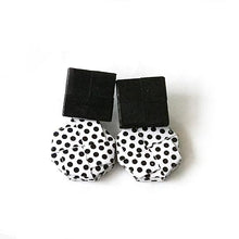 Load image into Gallery viewer, Black and White Dangling Earrings
