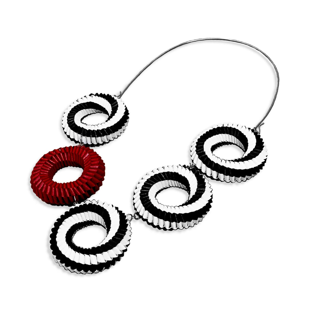 Black and White Five Circles Necklace