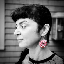 Load image into Gallery viewer, PRIMI-P EARRINGS WHITE AND RED
