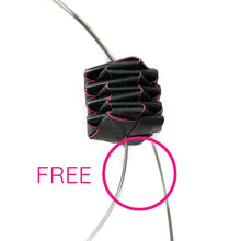 Load image into Gallery viewer, Virgola Necklace Pink And Black Edges

